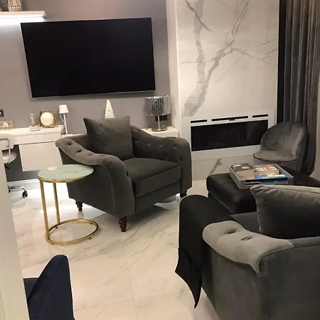 B & K Luxury & Elegant * Volos