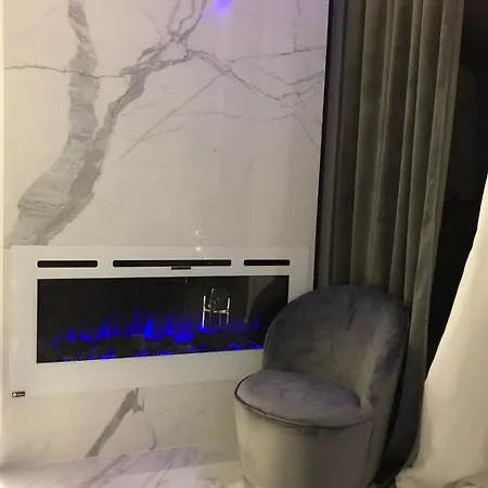 B & K Luxury & Elegant Apartment Volos