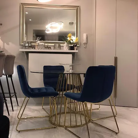 Apartment B & K Luxury & Elegant