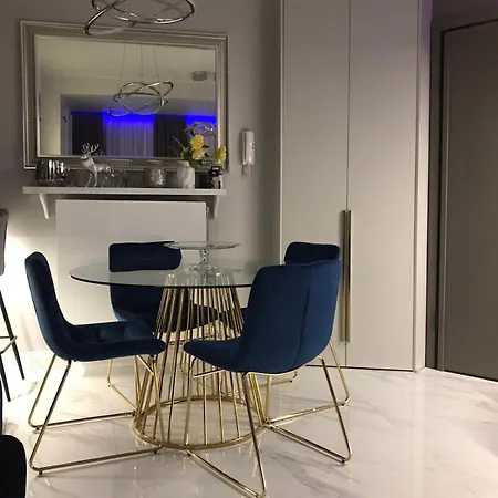 B & K Luxury & Elegant Apartment *